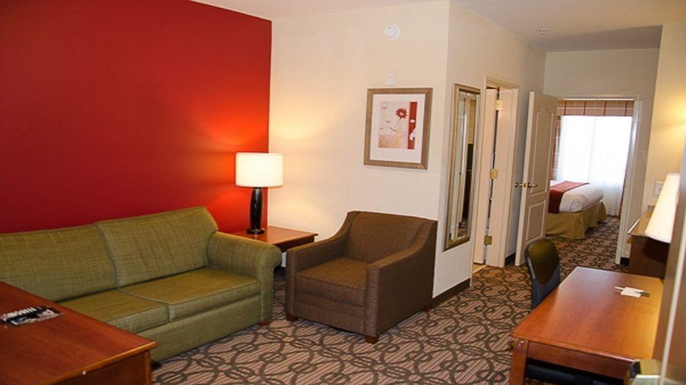 Holiday Inn Express Hotel & Suites Lagrange I-85 By Ihg Екстериор снимка